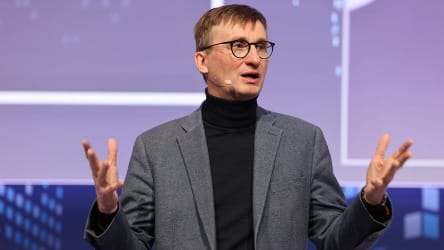 Sönke Neitzel speaking at the Quo Vadis 2026